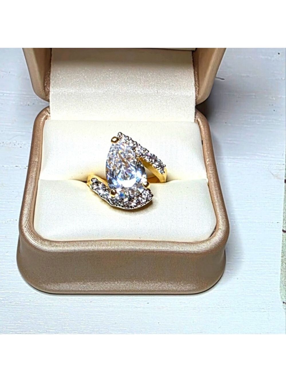 Sterling Silver Goldtone Pear Cubic Zirconia Ring Size 7 8